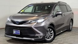 2022 Toyota Sienna XLE 7-Passenger