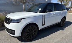 2026 Land Rover Range Rover P550e SE