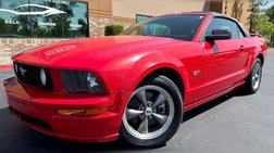 2005 Ford Mustang GT Deluxe