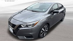 2022 Nissan Versa SR