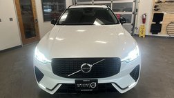 2025 Volvo XC60 B5 Core Dark Theme