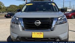2022 Nissan Pathfinder SL