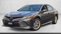 2020 Toyota Camry Hybrid XLE