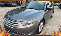 2014 Ford Taurus SE