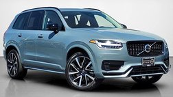 2023 Volvo XC90 Recharge T8 Plus Dark Theme