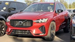 2022 Volvo XC60 B5 R-Design