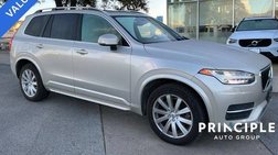 2016 Volvo XC90 T6 Momentum