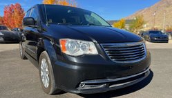 2016 Chrysler Town and Country Touring