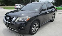 2017 Nissan Pathfinder SV