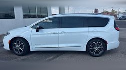 2025 Chrysler Pacifica Pinnacle