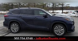 2022 Toyota Highlander Hybrid Platinum