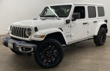 2024 Jeep Wrangler Sahara 4xe