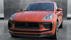 2023 Porsche Macan T