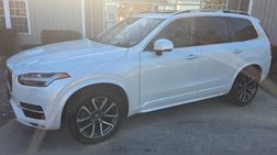 2016 Volvo XC90 T6 Momentum