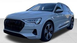 2022 Audi e-tron quattro Premium Plus