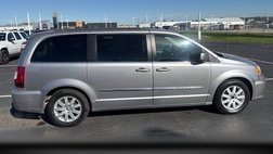 2014 Chrysler Town and Country Touring