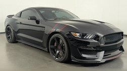 2017 Ford Mustang Fastback RWD