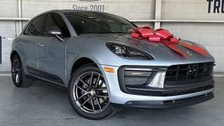 2023 Porsche Macan T