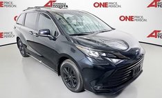 2024 Toyota Sienna Woodland Edition
