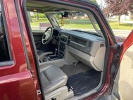 2008 Jeep Commander Sport