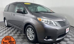 2014 Toyota Sienna XLE V6 8 Passenger