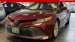 2018 Toyota Camry Hybrid SE