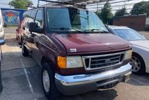 2005 Ford E-Series E-350 SD