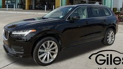 2020 Volvo XC90 T6 Momentum 6-Passenger