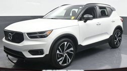 2022 Volvo XC40 T4 R-Design