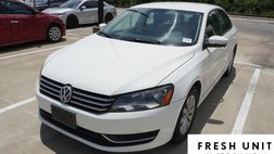 2014 Volkswagen Passat 1.8T Wolfsburg Edition