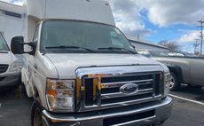 2016 Ford E-Series E-350 SD