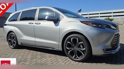 2025 Toyota Sienna Platinum 7-Passenger