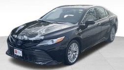 2020 Toyota Camry Hybrid XLE