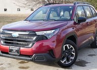 2025 Subaru Forester Base