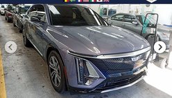 2024 Cadillac LYRIQ Luxury 2