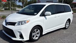 2020 Toyota Sienna LE Auto Access Seat