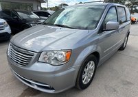 2016 Chrysler Town and Country Touring
