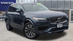 2022 Volvo XC90 T6 Momentum 7-Passenger