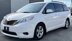 2015 Toyota Sienna LE