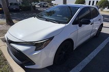 2020 Toyota Corolla Hatchback SE Nightshade Edition