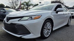 2020 Toyota Camry Hybrid XLE