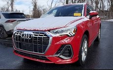 2022 Audi Q3 quattro S line Prem Plus 45 TFSI