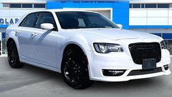 2023 Chrysler 300 Touring L