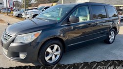 2011 Volkswagen Routan SE