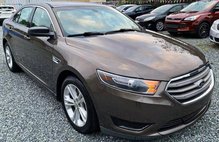 2016 Ford Taurus SE