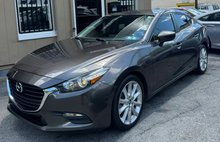 2017 Mazda MAZDA3 Touring