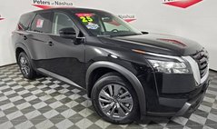 2025 Nissan Pathfinder S