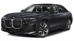 2025 BMW 7 Series 740i