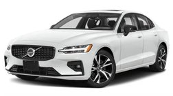 2023 Volvo S60 B5 Plus Black Edition