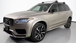 2023 Volvo XC90 Recharge T8 Plus Dark Theme